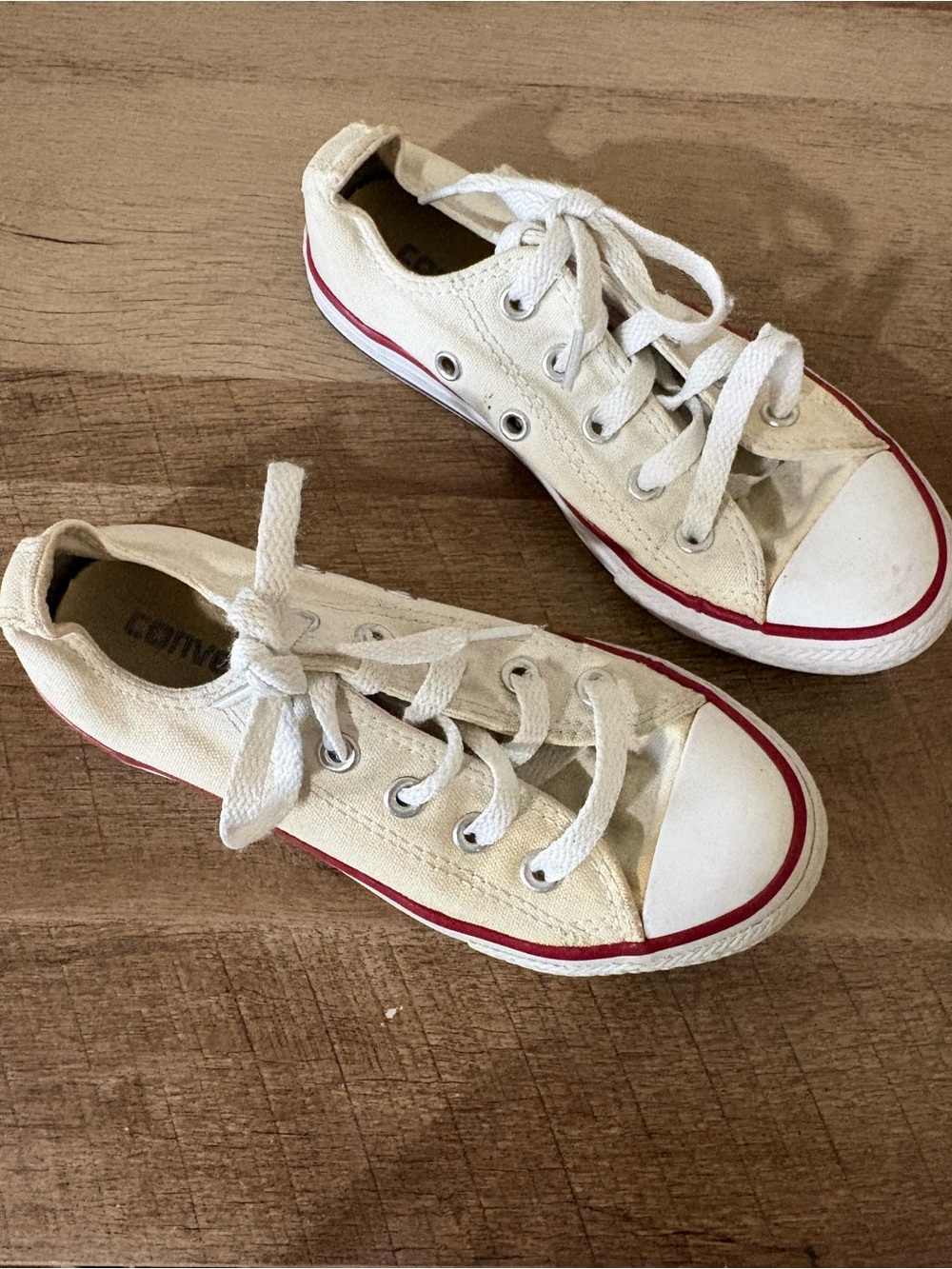 Converse Kids Low-Top Canvas Sneakers in White with Red Stripe